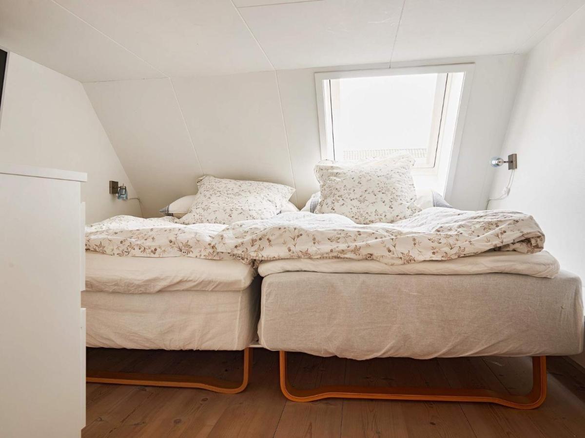 5 Person Holiday Home In AÅkirkeby Dış mekan fotoğraf